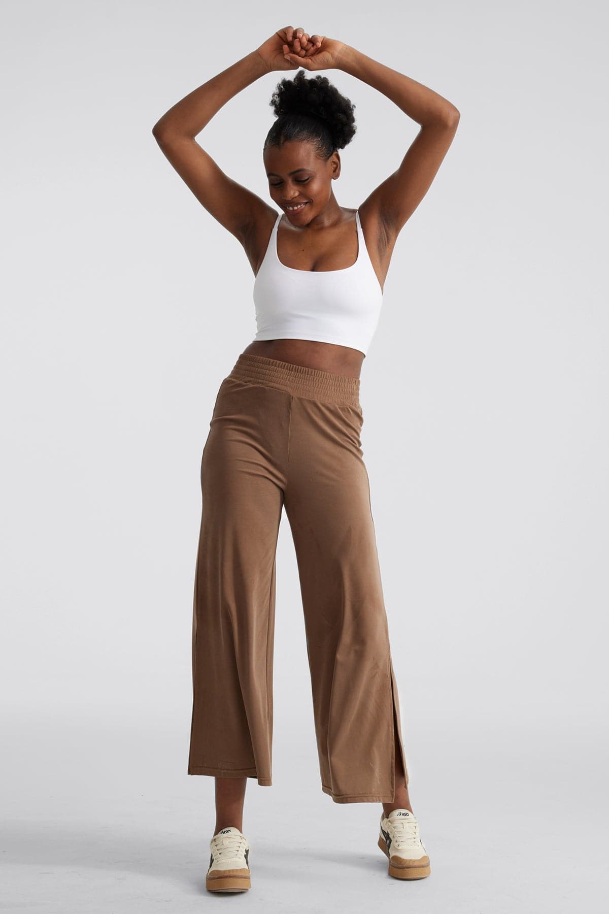 Belleza Spaghetti Straps Sports Bra-Pollypark