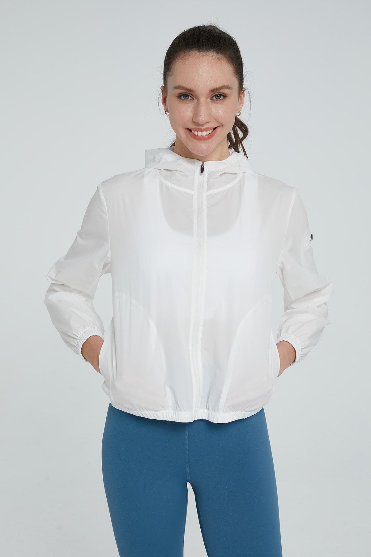 https://pollypark.com/products/easy-running-windbreaker-rose-purple?_pos=2&_sid=8e98e4956&_ss=r